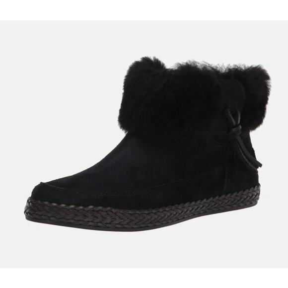 UGG Women Ankle Booties Elowen US 6 Black Suede Shearling Moccasin - Picture 1 of 8